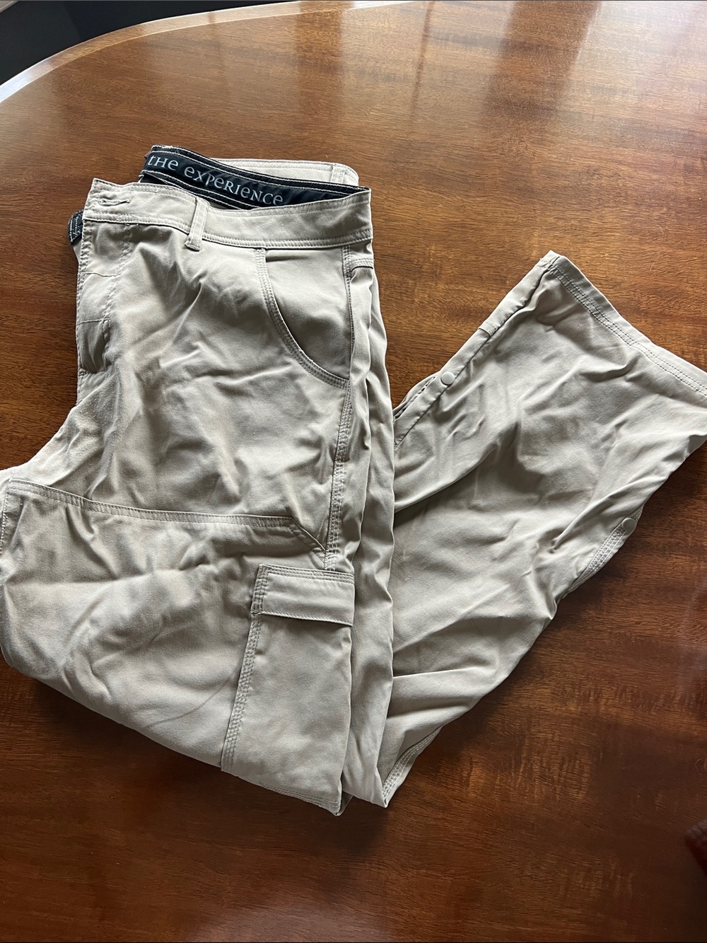 Woman’s Tan Cargo Pants -